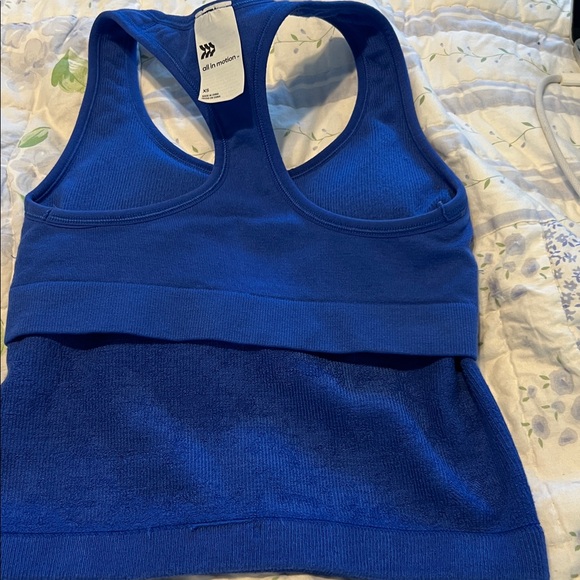 All in Motion top. - Picture 6 of 8